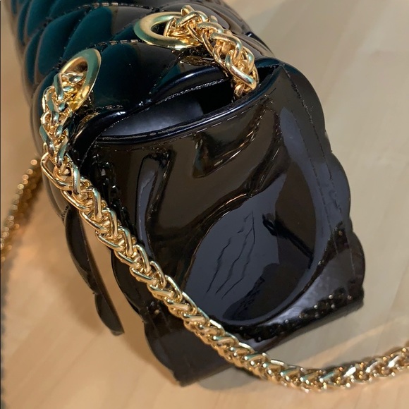 EMPERIA QUILTED JELLY PURSE Black w/ Gold Chain - Picture 4 of 6